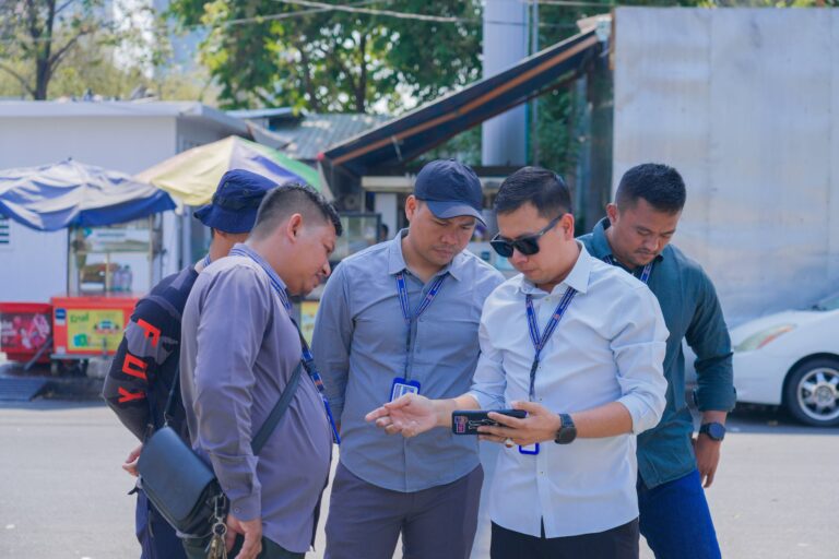 អាវុធហត្ថរាជធានីភ្នំពេញ ចុះសិក្សាត្រួតពិនិត្យទីតាំងត្រៀមរៀបចំសាងសង់ស្តង់ពិព័ណ៌ផ្សព្វផ្សាយពី តួនាទី ភារកិច្ច សកម្មភាពការងាររបស់អាវុធហត្ថរាជធានីភ្នំពេញ និងលេខទូរស័ព្ទអន្តរាគមន៏បន្ទាន់ (Emergency Hotline) 1291 ជូនដល់ភ្ញៀវទេសចរណ៍ជាតិ-អន្តរជាតិ